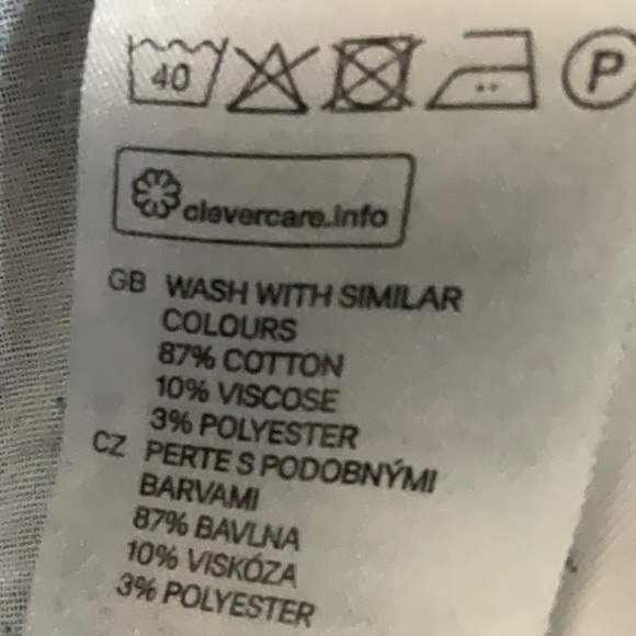 H&M Jean Shorts Size US 4 Women - Picture 5 of 6